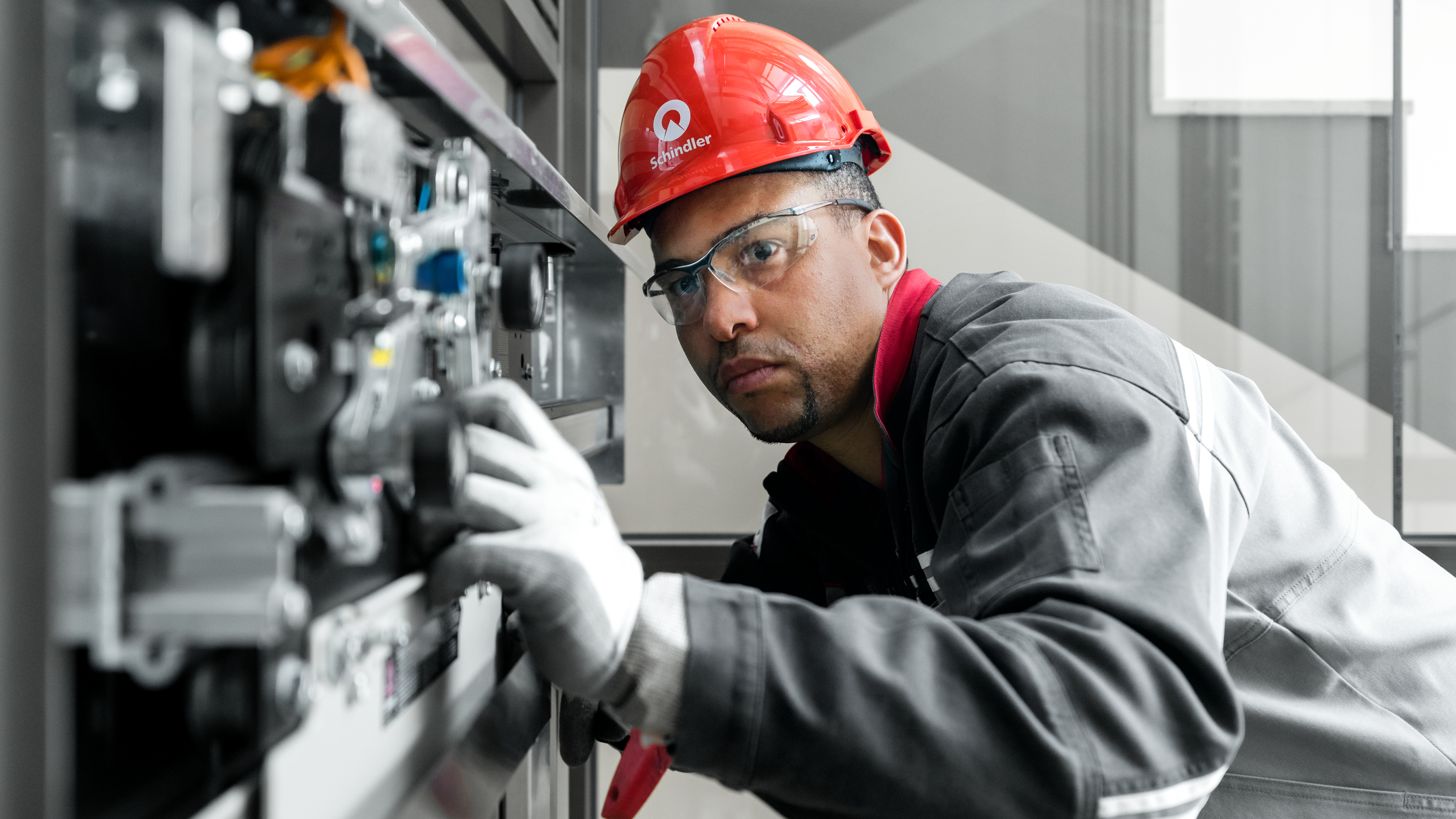 Services - Support, Maintenance & Repair | Schindler Australia